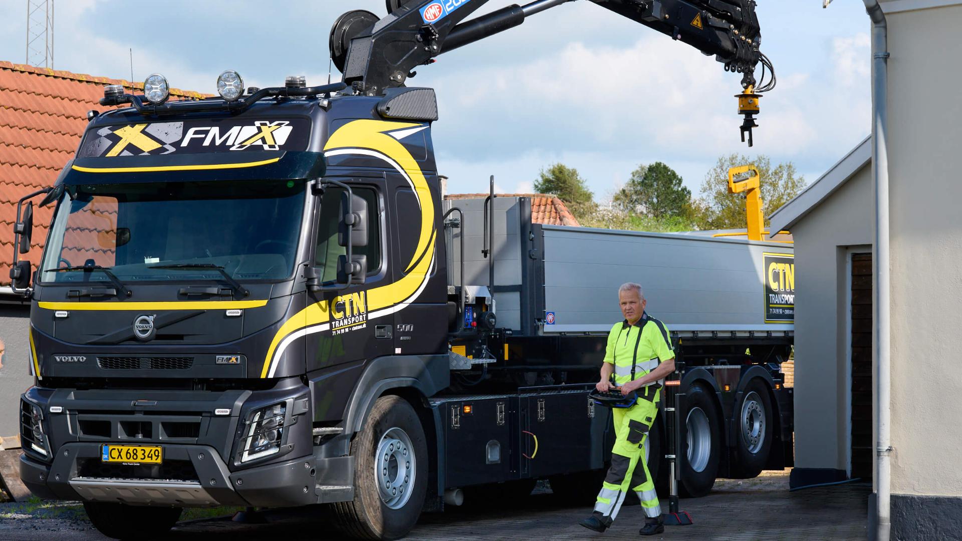 Carsten blev taget med på råd og fik en skræddersyet kranbil Carsten blev taget med på råd og fik en skræddersyet kranbil
