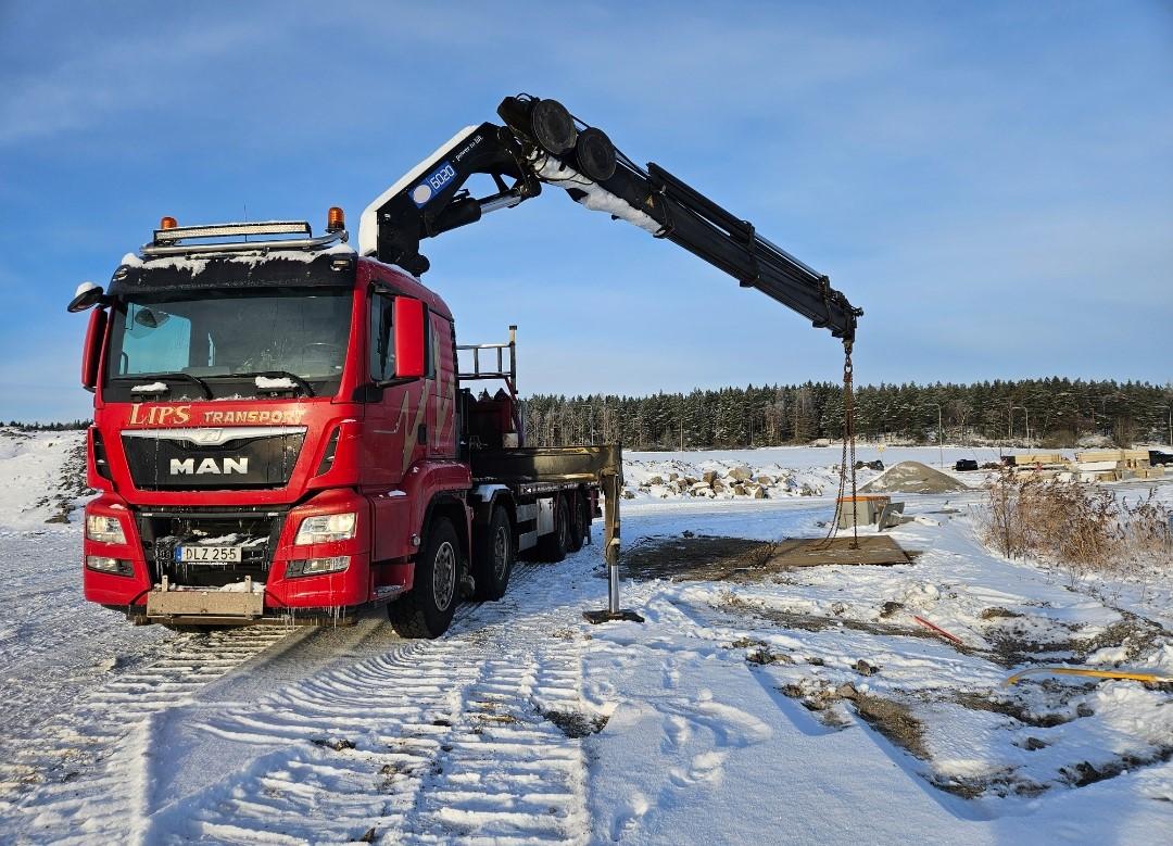 Mød Lars Lips og hans HMF 6020 kran Mød Lars Lips og hans HMF 6020 kran